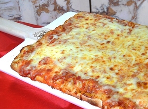 Rustic Cheese Pizza